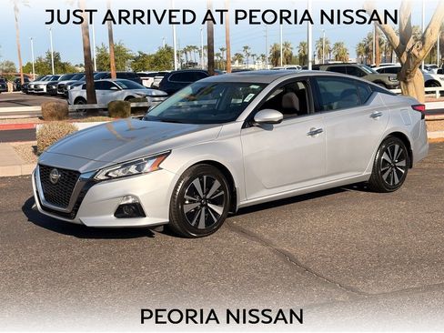 Certified 2020 Nissan Altima 2.5 SV FWD image 1