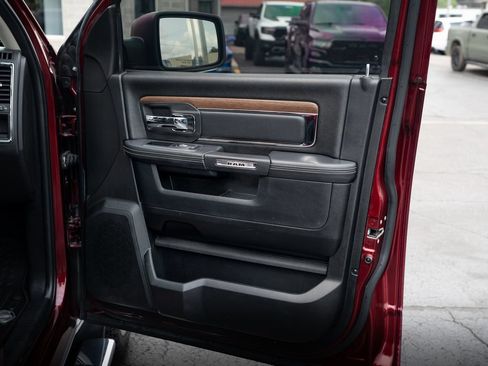 Used 2016 RAM 1500 Laramie w/ Convenience Group AWD/4WD image 12