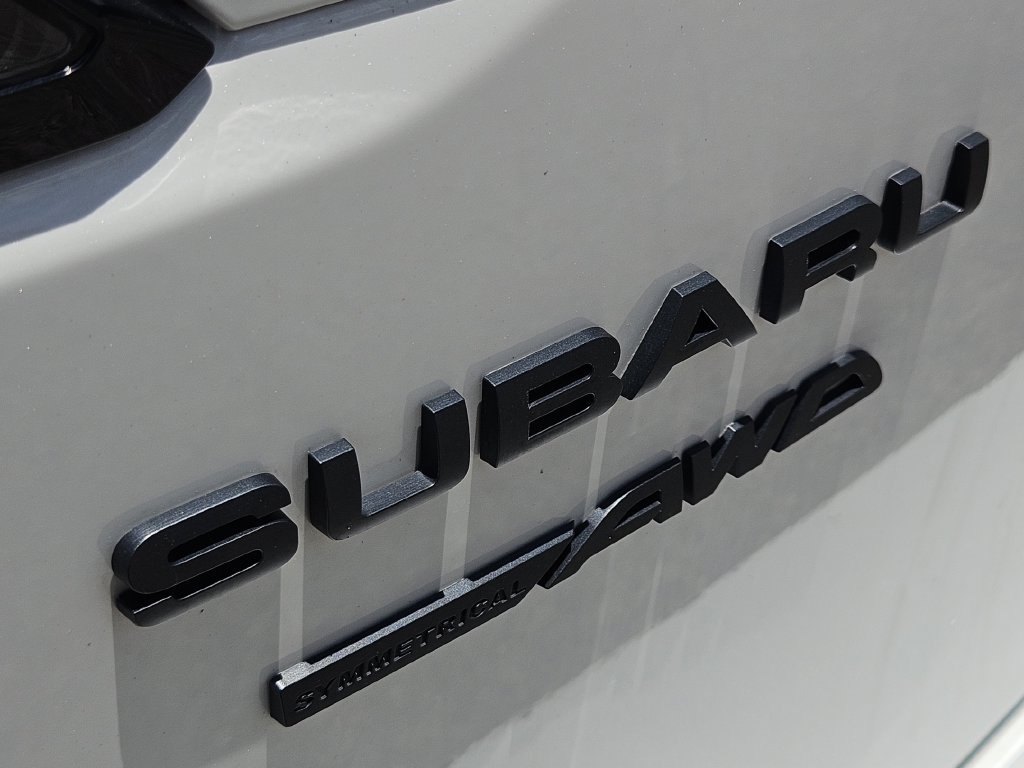 Used 2025 Subaru Outback Onyx Edition AWD/4WD image 13