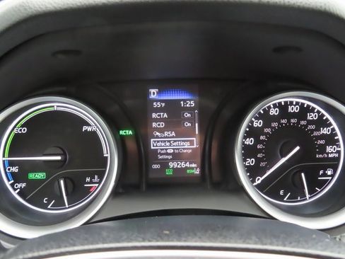 Used 2023 Toyota Camry LE image 31