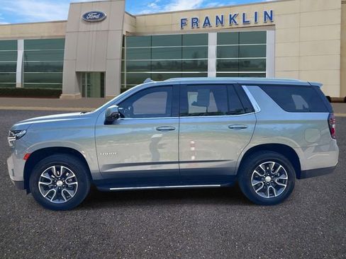 Used 2023 Chevrolet Tahoe LT w/ Luxury Package AWD/4WD image 4