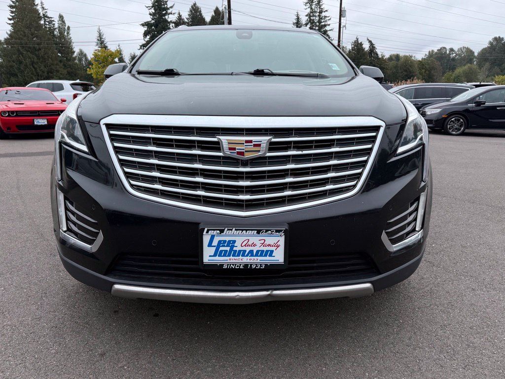 Used 2017 Cadillac XT5 Platinum AWD/4WD image 9