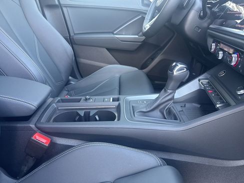 Certified 2025 Audi Q3 2.0T Premium w/ Convenience Package AWD/4WD image 34