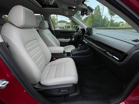 Certified 2026 Honda CR-V EX-L image 32