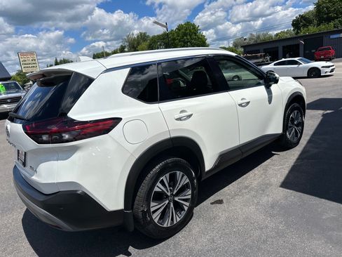 Used 2021 Nissan Rogue SV AWD/4WD image 5
