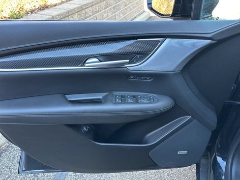 Used 2023 Cadillac XT5 Sportv w/ Technology Package AWD/4WD image 43