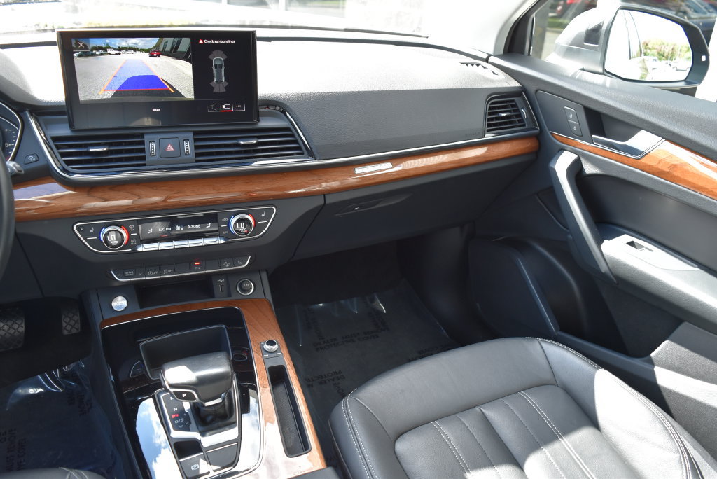Used 2023 Audi Q5 2.0T Premium AWD/4WD image 12