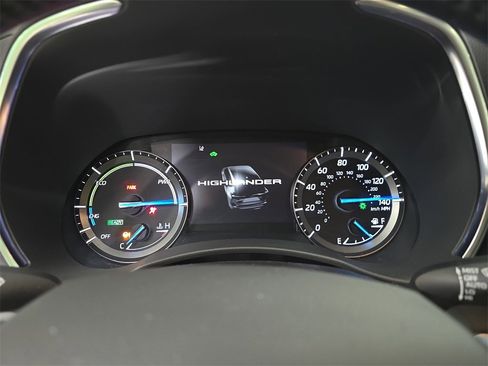 Used 2021 Toyota Highlander Platinum image 23