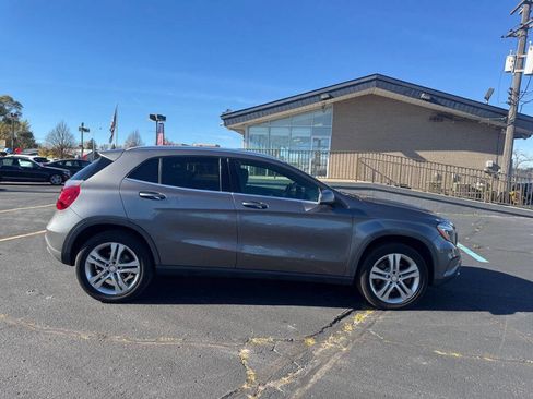 Used 2017 Mercedes-Benz GLA 250 4MATIC image 34