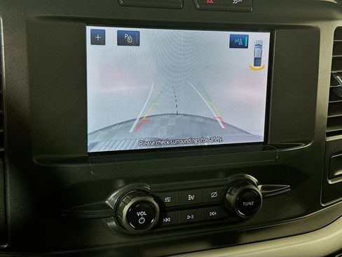 Used 2021 Ford F150 XLT image 13