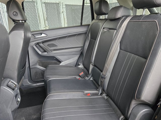 Used 2022 Volkswagen Tiguan SE FWD image 15
