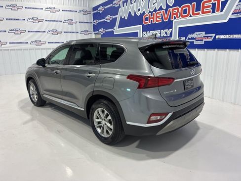 Used 2019 Hyundai Santa Fe SEL FWD image 4