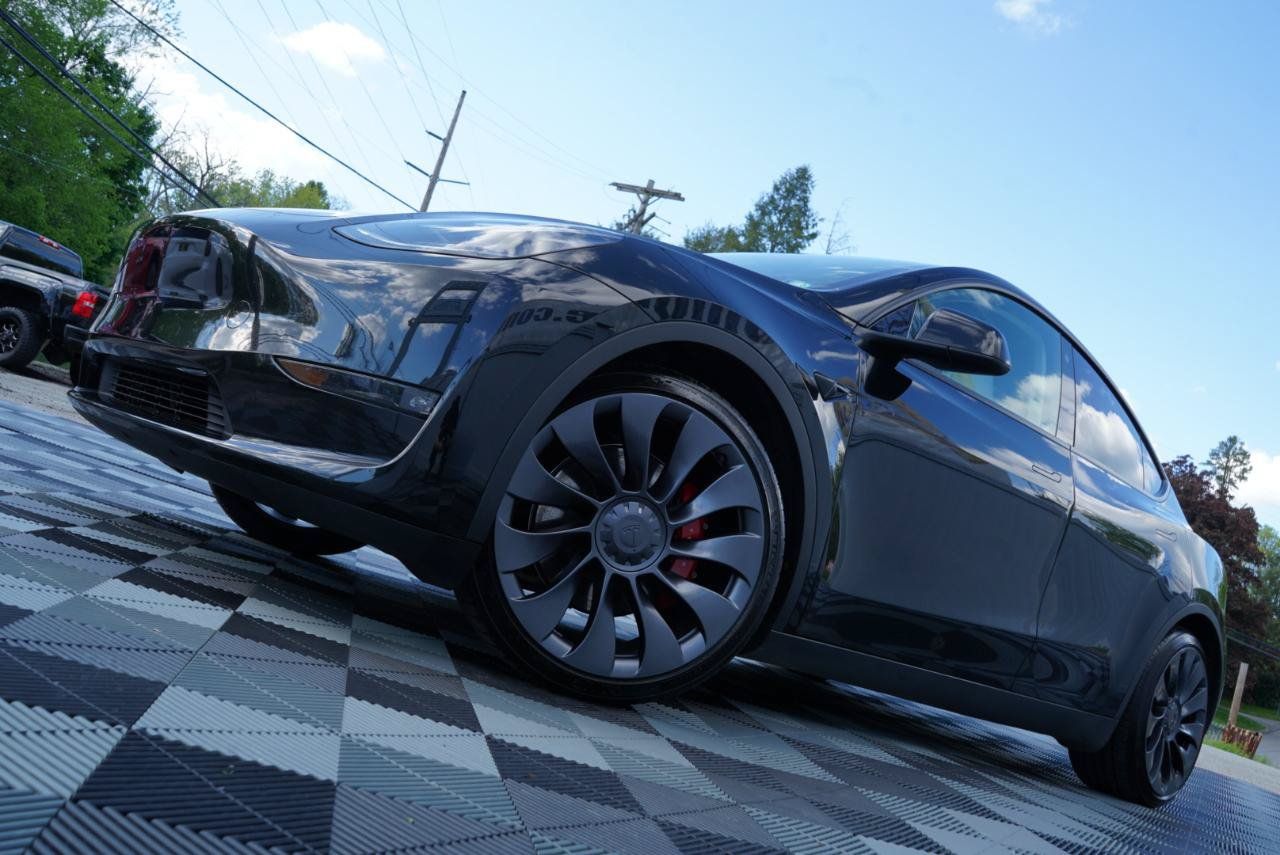 Used 2023 Tesla Model Y Performance AWD/4WD image 95