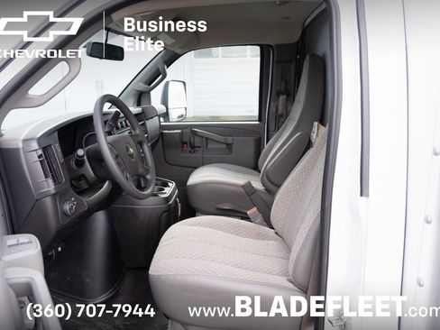 New 2024 Chevrolet Express 4500 w/ Power Convenience Package image 20