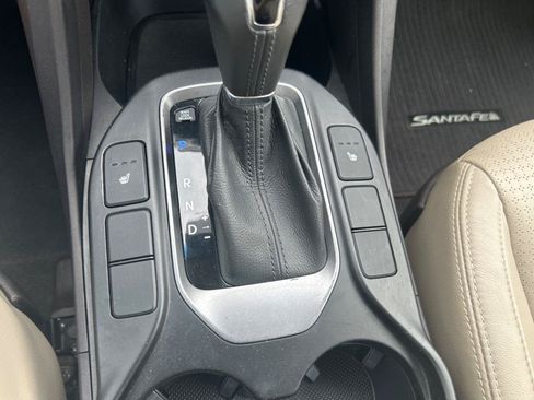 Used 2013 Hyundai Santa Fe GLS FWD image 17