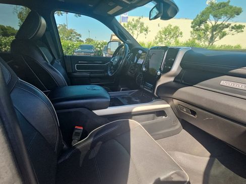 Used 2019 RAM 2500 Laramie AWD/4WD image 13