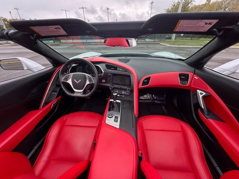 Used 2016 Chevrolet Corvette Z06 w/ 3LZ Preferred Equipment Group image 49