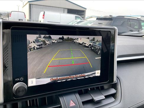 Used 2024 Toyota RAV4 LE image 20