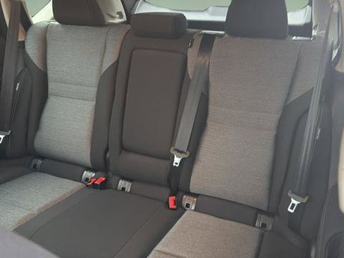 Used 2023 Nissan Rogue SV image 30