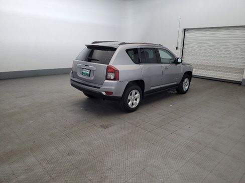 Used 2015 Jeep Compass Sport w/ Power Value Group FWD image 9