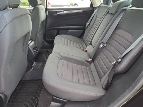 Certified 2020 Ford Fusion SE image 11