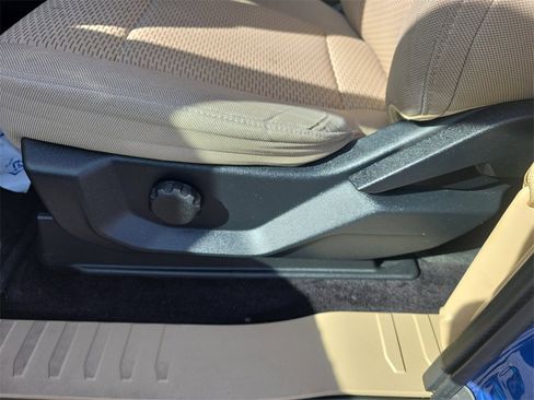 Used 2017 Ford F150 XLT image 13