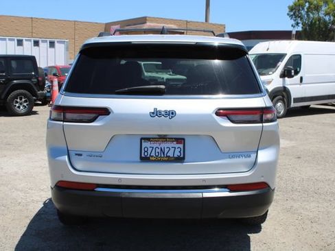 Used 2021 Jeep Grand Cherokee L Limited AWD/4WD image 5