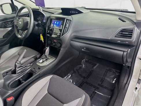 Used 2018 Subaru Crosstrek 2.0i Premium w/ Eyesight System image 34