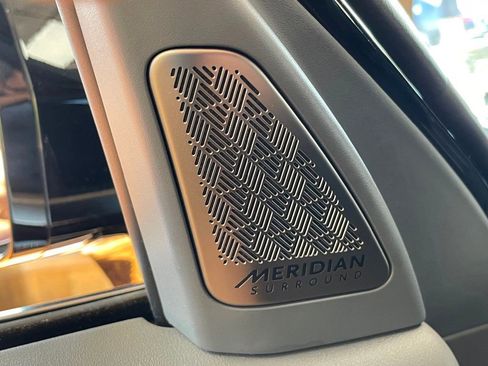 Used 2024 Kia EV9 Land image 24