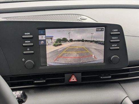 New 2025 Hyundai Elantra Sport image 14