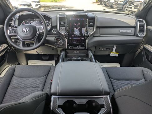 New 2026 RAM 1500 Big Horn AWD/4WD image 15