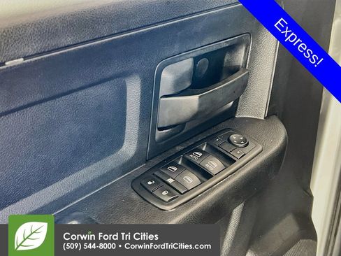 Used 2014 RAM 1500 Express AWD/4WD image 12