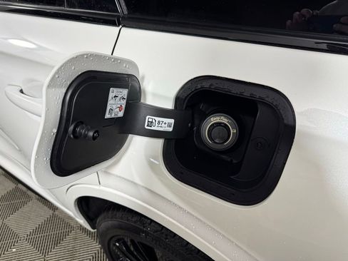 New 2026 Lincoln Corsair Premiere image 15