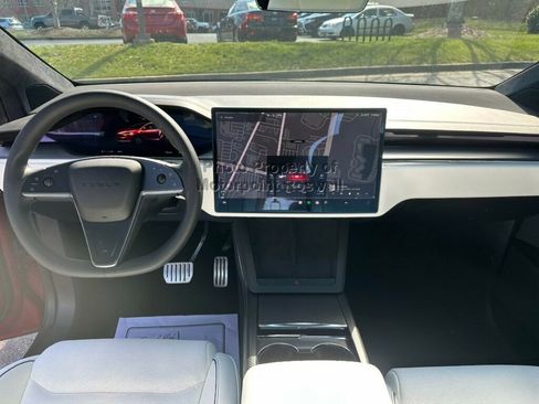 Used 2024 Tesla Model X Plaid AWD/4WD image 16