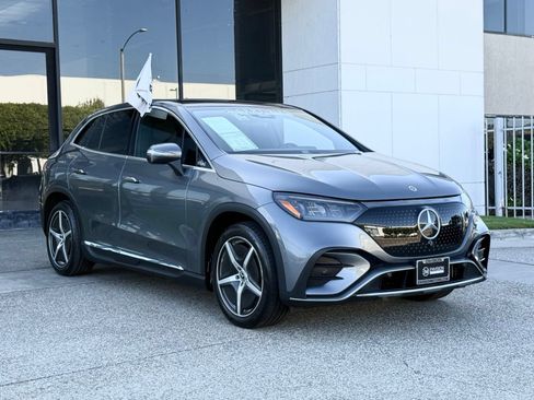 Used 2023 Mercedes-Benz EQE 500 4MATIC SUV image 8
