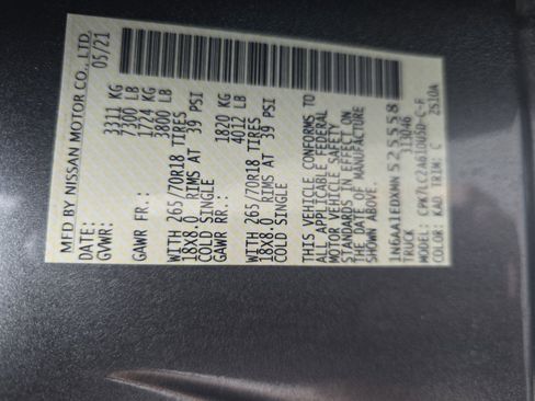 Used 2021 Nissan Titan SV w/ SV Convenience Package image 38