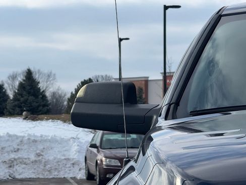 Used 2018 RAM 2500 Tradesman w/ Chrome Appearance Group image 5