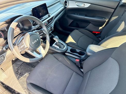Used 2023 Kia Forte LXS image 26