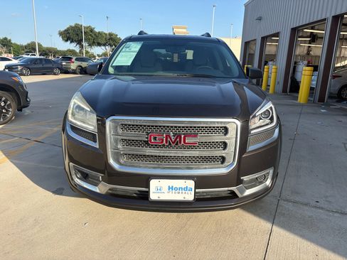 Used 2015 GMC Acadia SLE FWD image 3