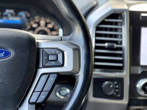 Used 2020 Ford F150 Platinum image 38