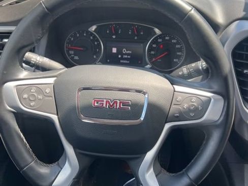 Used 2023 GMC Acadia SLT FWD image 15