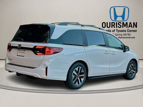 New 2026 Honda Odyssey EX-L image 3
