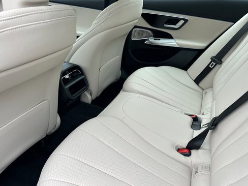New 2026 Mercedes-Benz E 350 Sedan image 12