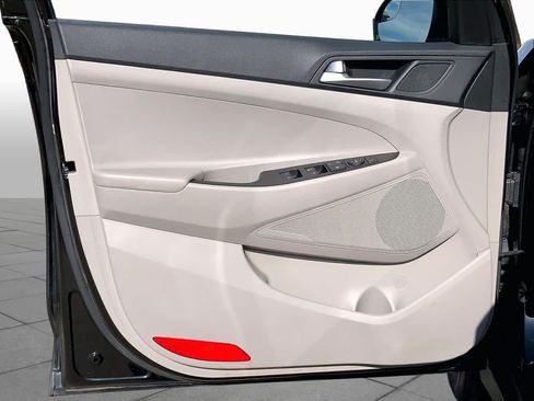 Used 2019 Hyundai Tucson SE FWD image 20