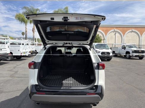 Used 2021 Toyota RAV4 XSE AWD/4WD image 10