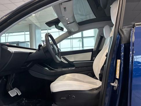 Used 2021 Tesla Model Y Performance AWD/4WD image 13