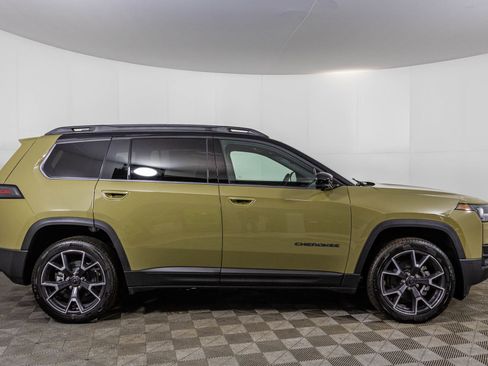 New 2026 Jeep Cherokee Overland image 16