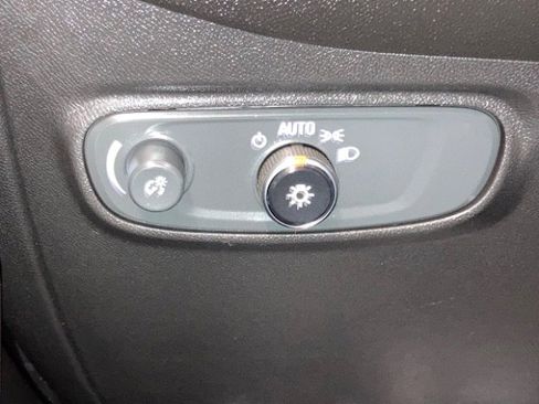Used 2019 Chevrolet Equinox LT AWD/4WD image 26