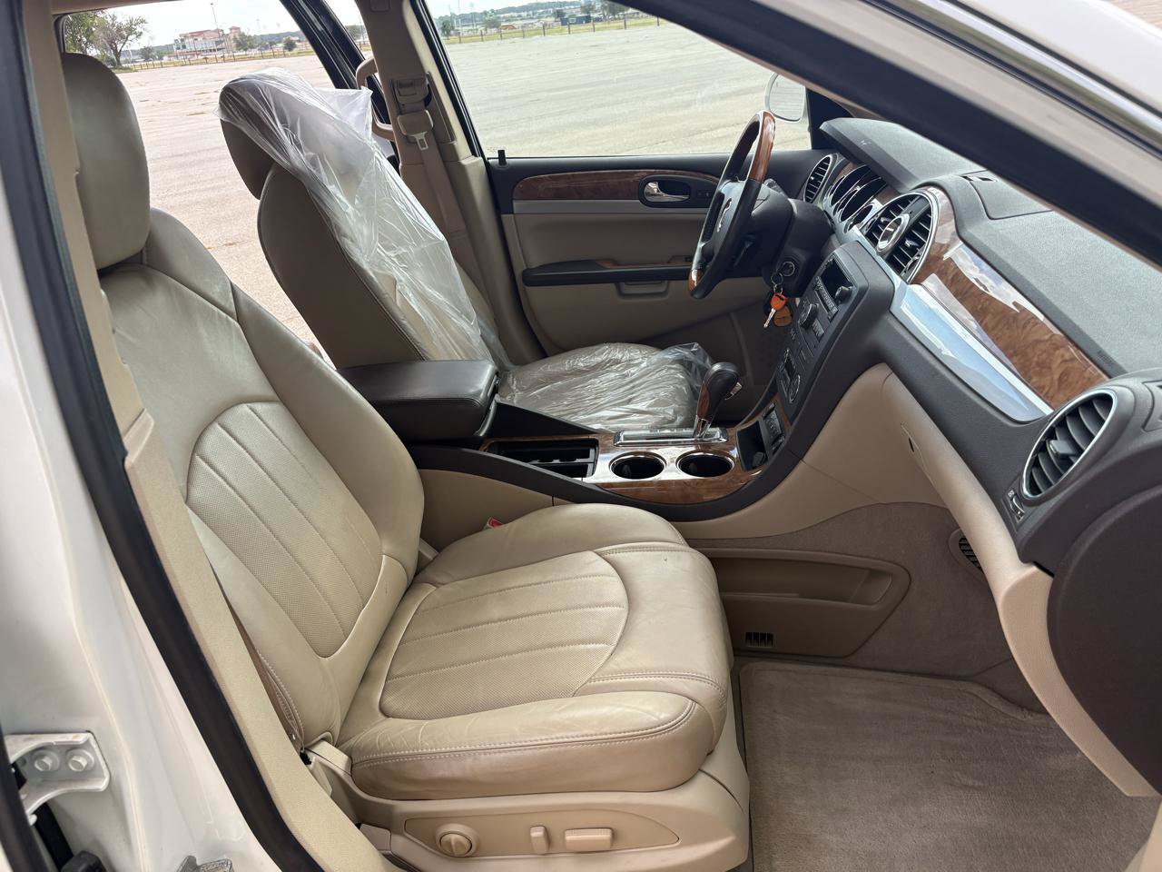 Used 2012 Buick Enclave Leather w/ LPO, Cargo Convenience Pkg FWD image 16