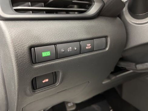 New 2025 Nissan Sentra S image 32